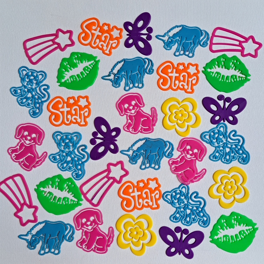 4/$15 🌻 Bundle of Plastic Y2K Animal and Star Stencils